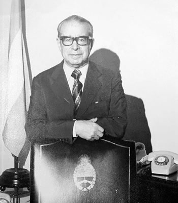 Antonio J. Benítez