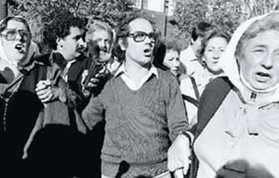 Adolfo Pérez Esquivel en la manifestaciones del 8 de enero contra la Ley de Punto Final.que fue anunciada el 5 de diciembre de 1986, por el presidente Raúl Alfonsín