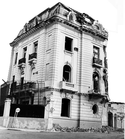 Edificio de la embajada antes de la voladura de 1992