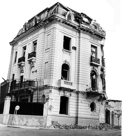 Edificio de la embajada antes de la voladura de 1992