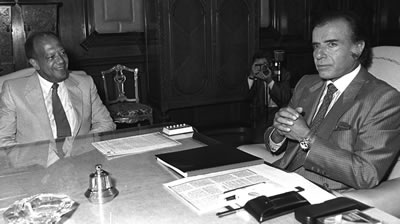 Terence Todman reunido con el presidente Carlos Menem