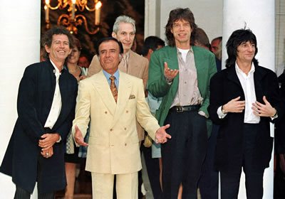 Carlos Menem junto a Keith Richards, Charlie Watts, Mick Jagger y Ron Woods en la Quinta de Olivos